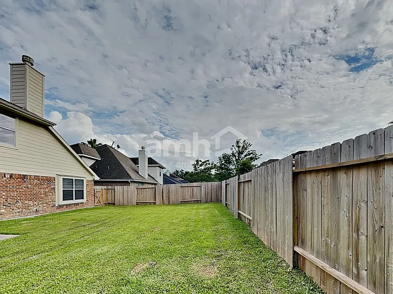 26881 Armor Oaks Dr — Photo 20