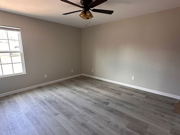5th image of 1802 Aimwell Blvd