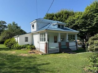 201 Mount Hope Rd, South Fork, PA 15956