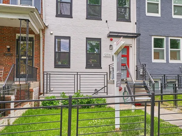 1206 Longfellow St NW #4, Washington, DC 20011