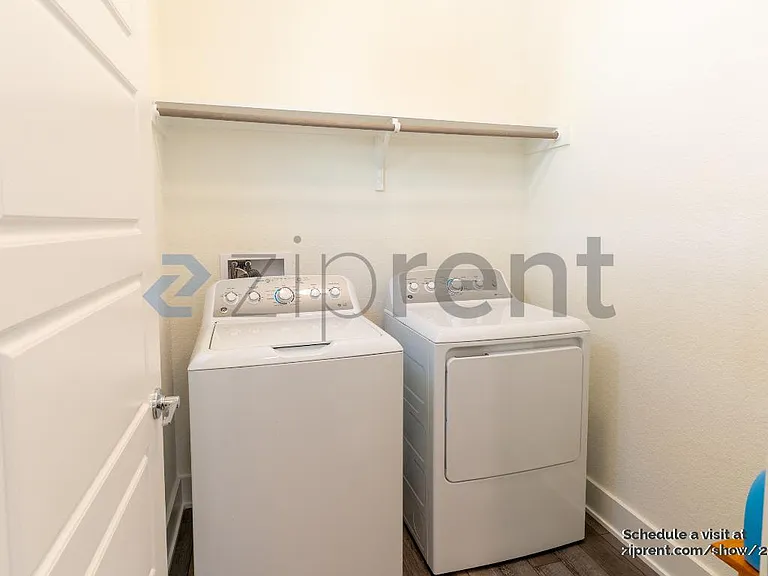 1806 Roseburg Dr — Photo 17