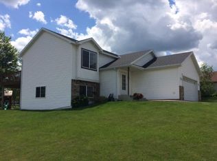 1804 Highland Trl, Saint Cloud, MN 56301