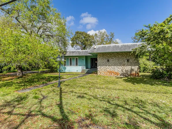 985 NE 84th St, Miami, FL 33138