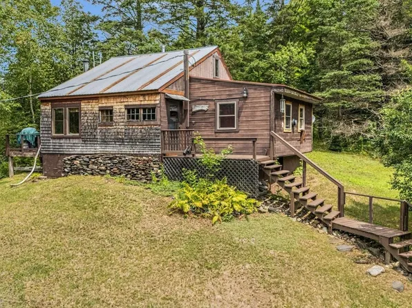 2853 Peacham Road, Danville, VT 05828