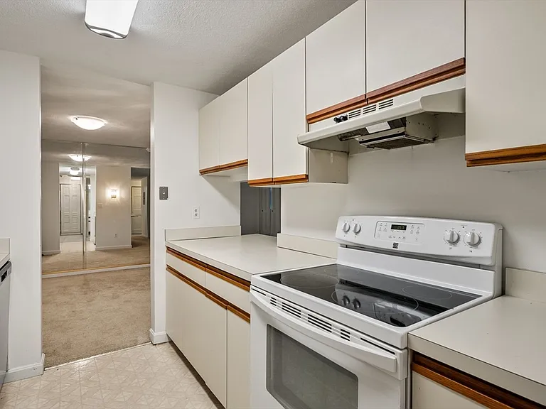 1600 Massachusetts Ave #205 — Photo 7