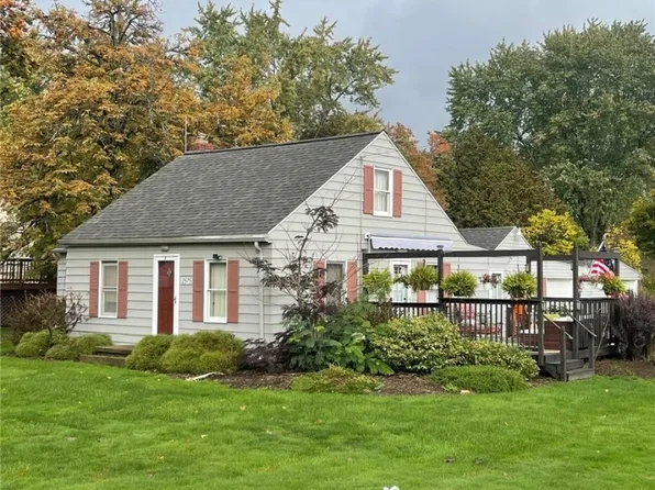 2575 Wadsworth Rd, Norton, OH 44203