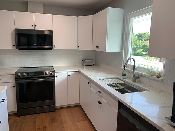 4th image of 4156 W Gulf Dr