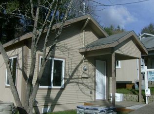 116 NE 10th St, Toledo, OR 97391