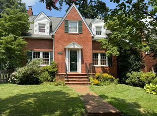 4923 14th St N, Arlington, VA 22205