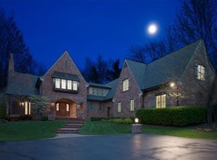 6 Oakleigh Ln, Saint Louis, MO 63124