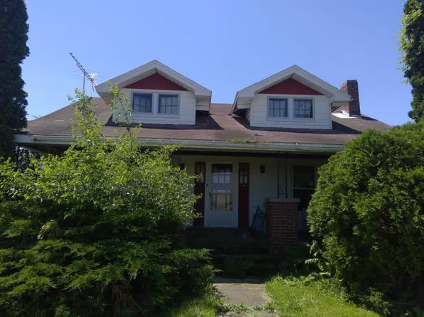 21798 Maplewood Rd, Maplewood, OH 45340