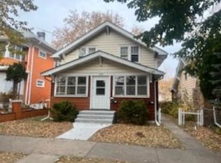 1069 Edmund Ave, Saint Paul, MN 55104