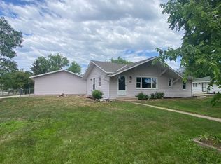 8042 Scott Blvd, Cottage Grove, MN 55016