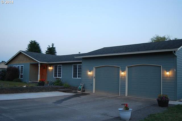 1st image of 13311 NE 123rd St