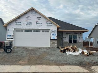 442 Hidden Creek Trl, Green Bay, WI 54303