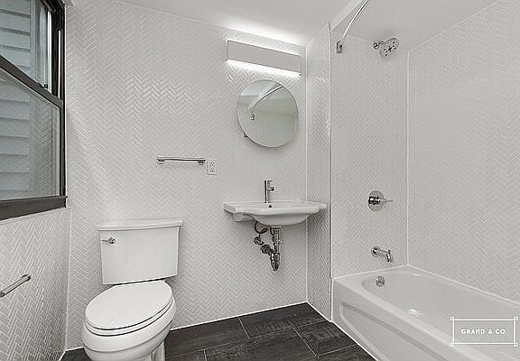 3rd image of 68 Eckford St #3