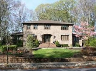 1753 Garwood Dr, Cherry Hill, NJ 08003