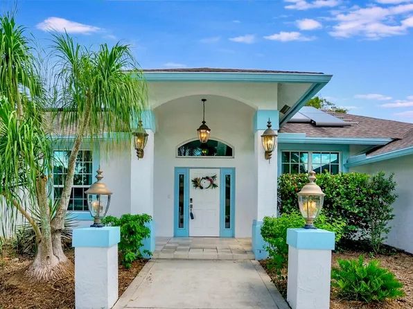 1212 Mulberry Pl, Wellington, FL 33414