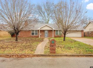409 Shelly St, Whitehouse, TX 75791