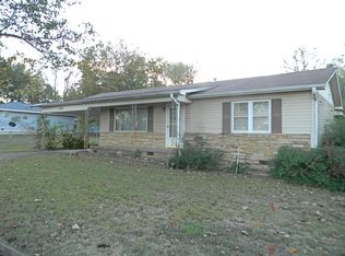1904 S Knoxville Ave, Russellville, AR 72802