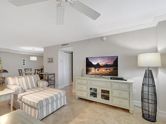 3rd image of 3606 S Ocean Boulevard #505