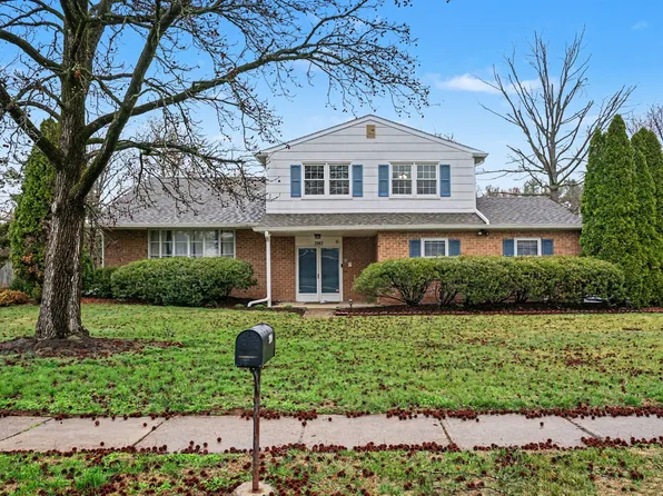 2903 Henley Rd, Plymouth Meeting, PA 19462