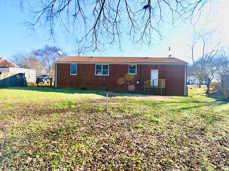 120 Donelsonwood Dr — Photo 18