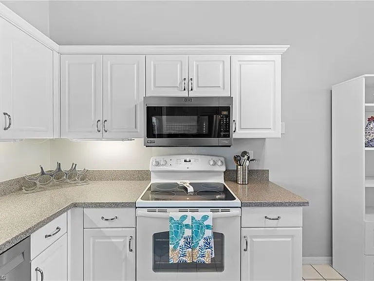 2651 Citrus Lake Dr #D-302 — Photo 14
