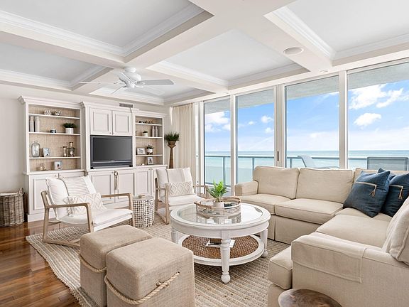 5th image of 3554 Ocean Dr APT 804