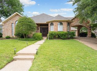 2223 Burgundy Dr, Carrollton, TX 75006
