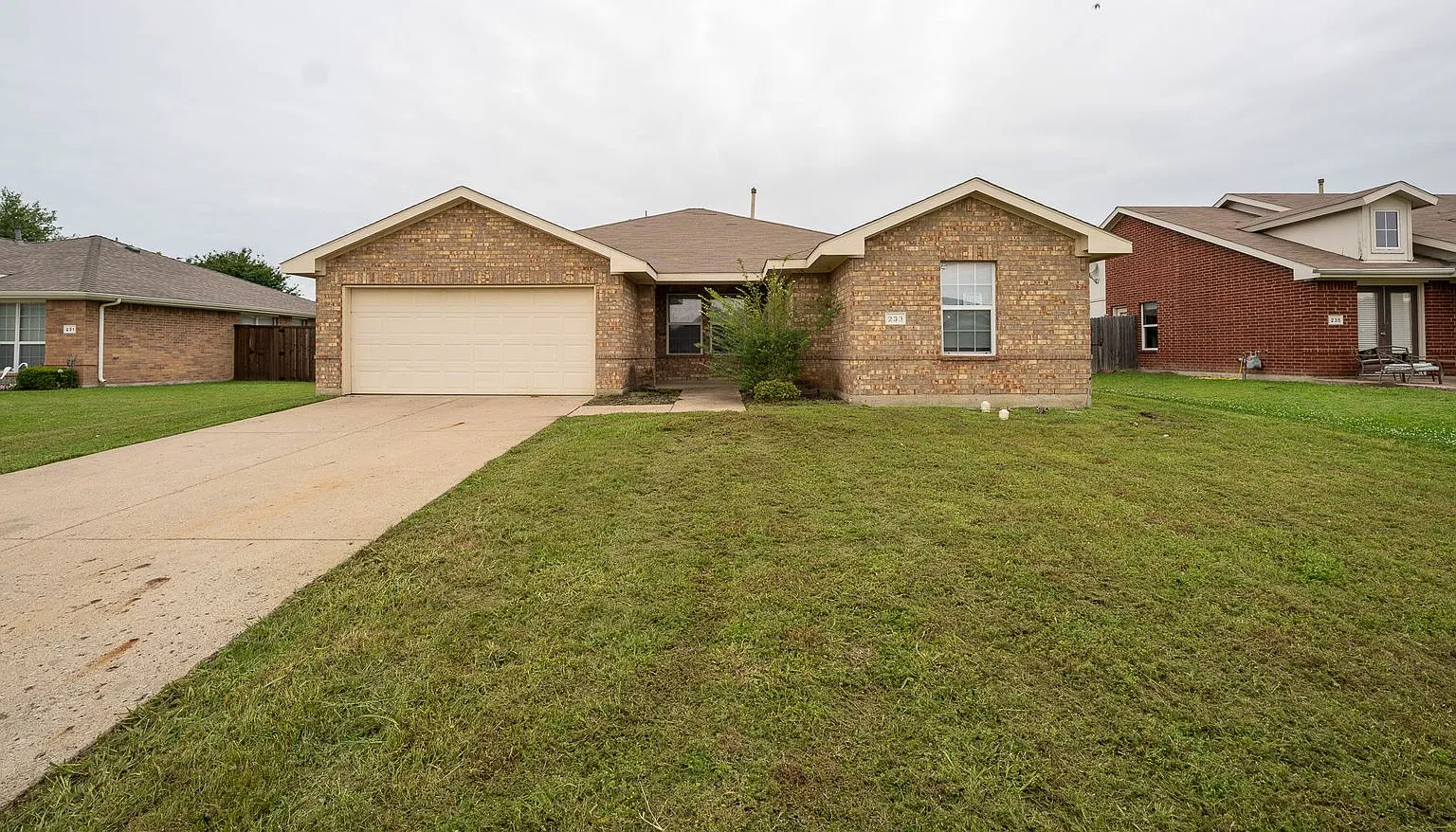 Great home for a great price in Terrell! — Photo 3