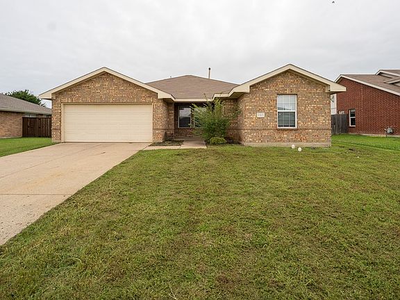 3rd image of 233 Willow Creek Ln