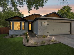 8305 Fort Sumter Rd, Austin, TX 78745