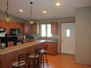 23 Heritage Ln, Sauk Centre, MN 56378