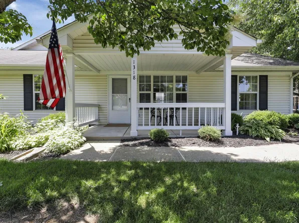 1318 Hillview Cir E, Newark, OH 43055