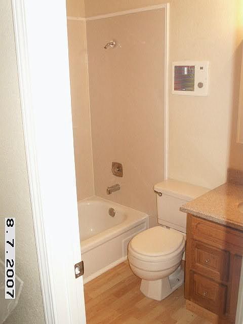 2nd image of 3903 Clearacre Ln APT 10