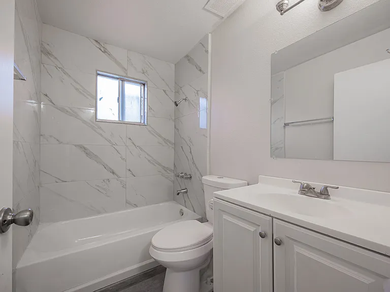 2338 E Broadway Rd, Mesa Az — Photo 11