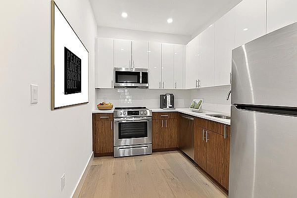 1st image of 334 E 9th St APT 4