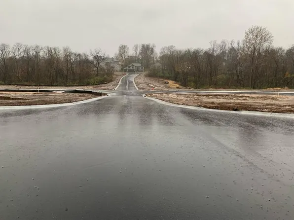 1304 N Mayview Ct, Independence, MO 64056