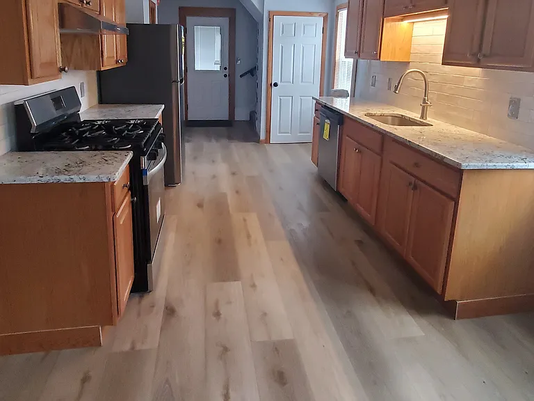 66 1/2 Edgeworth St — Photo 2