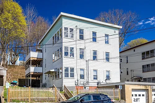 242 Pine St #2 Photo 1