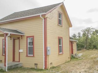 1207 Bay St, Eureka, CA 95501