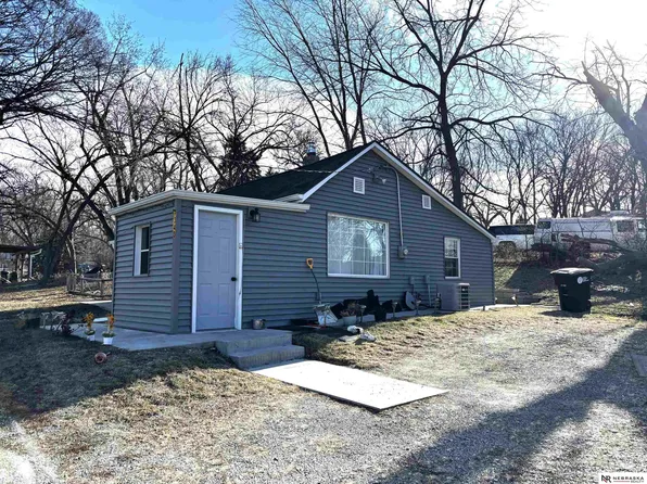 7343 Lake St, Omaha, NE 68134