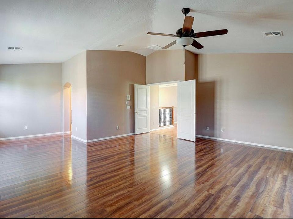 1st image of 4473 N 150th Ave