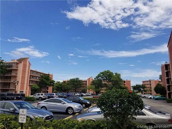 2nd image of 8740 N Sherman Cir APT 306