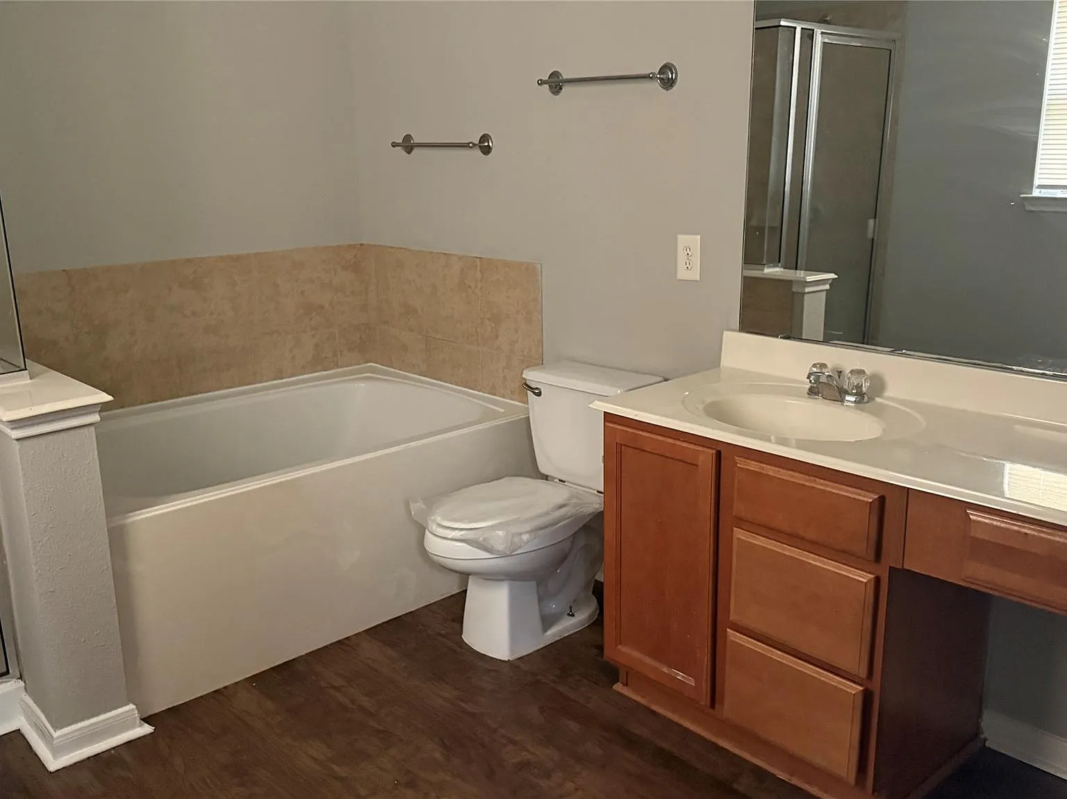 3 bed, 2.0 bath, 1668 sqft, $1,695 — Photo 4