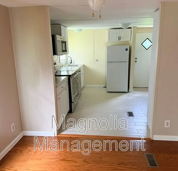 209 Gillburg Estate Ct — Photo 8