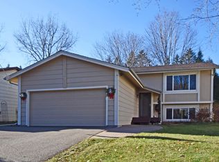 4829 Shevlin Ct, Eagan, MN 55122