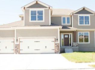 1905 Ridge Tree Dr, Pleasant Hill, MO 64080