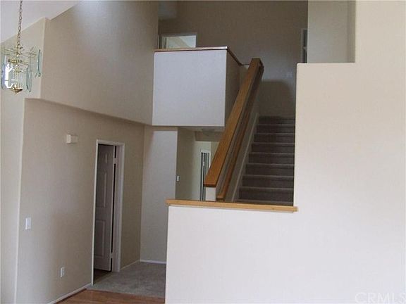 4th image of 34340 Via Buena Dr